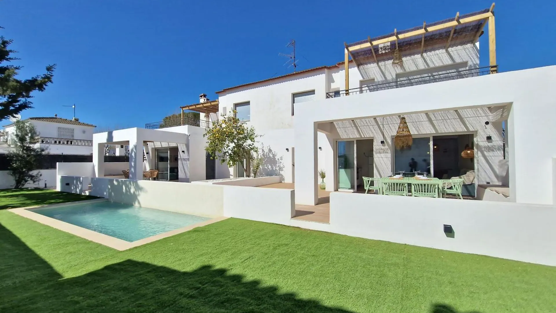 Apartment Apartament Gorgot 2P I Con Terraza Y Piscina Comunitaria Cerca De La Playa Empuriabrava